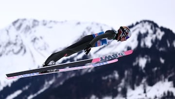 Oberstdorf (Germany), 15/11/2023.- Halvor Egner Granerud of Norway in action during practice for the first stage of the 72st Four Hills Ski Jumping Tournament in Oberstdorf, Germany, 28 December 2023. (Alemania, Noruega) EFE/EPA/ANNA SZILAGYI
