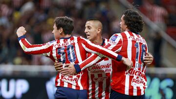 Mateo Chavez, Roberto Alvarado, Cade Cowell celebrates Autogoal 1-0 of Sebastian Caceres of America during the round of 16 first leg match between Guadalajara and America as part of the CONCACAF Champions Cup 2025, at Akron Stadium on March 05, 2025 in Guadalajara, Jalisco, Mexico.