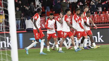 El Almería cierra un febrero espléndido