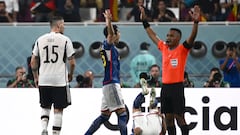 Who is the referee for Brazil vs Switzerland on World Cup 2022 Group G matchday two?