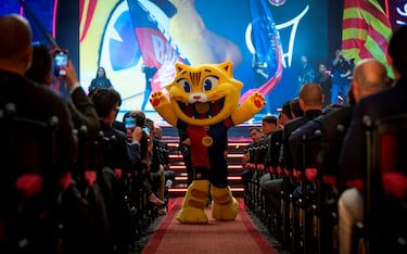 La mascota fue presentada en la gala por el 125 aniversario del club catalán.