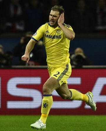 0-1. Ivanovic celebró el primer tanto.