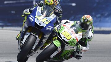 Bautista propone a Rossi cambiar a Superbike. 