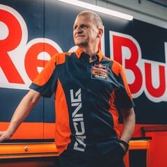 KTM hace oficial la llegada de Aki Ajo al equipo de MotoGP