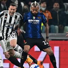 El hostil recibimiento de los hinchas de la Juventus a Vidal