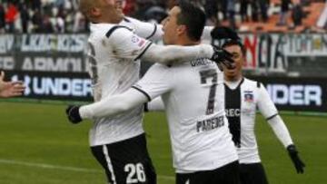 Humberto Suazo estuvo involucrado en los cuatro goles de Colo Colo. 