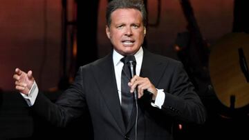 Luis Miguel viaja en el metro y es captado