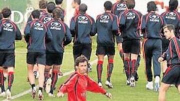 <b>PREOCUPADO. </b>A Ziganda no le están gustando nada los últimos partidos de Osasuna.