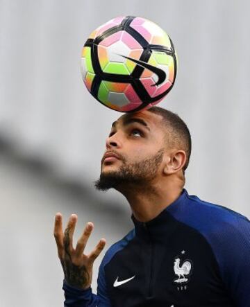 Layvin Kurzawa.