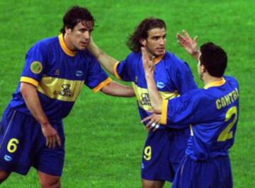 El Liverpool gan車 su 迆ltima UEFA en la temporada 2000-2001. En la antol車gica final se enfrent車 al Alav谷s, al que gan車 5-4 tras disputar la pr車rroga.
Iv芍n Alonso abri車 el marcador para los espa?oles marcando el 2-1.