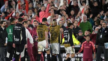 “Pasó el central que es campeón, no sé cómo se llama, pero habló y arrancó”