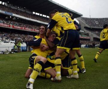 Contra el Betis en la temporada 2003/2004, El Niño marcó un golazo.