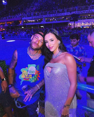 Neymar con Bruna Biancardi. 