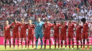 El Bayern de Guardiola guard&oacute; un emotivo minuto de silencio