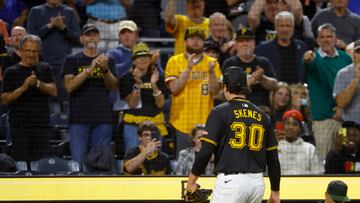 PITTSBURGH, PA - SEPTEMBER 09: Paul Skenes #30 of the Pittsburgh Pirates is cheered on by fans during the game against the Miami Marlins at PNC Park on September 9, 2024 in Pittsburgh, Pennsylvania. Justin K. Aller/Getty Images/AFP (Photo by Justin K. Aller / GETTY IMAGES NORTH AMERICA / Getty Images via AFP)
