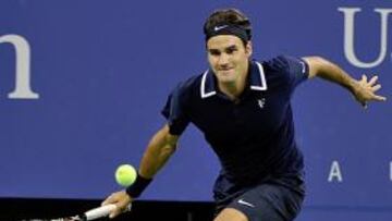 <b>SOBRADO. </b>Federer, que se marcó un gran primer set, hizo disfrutar a los famosos que fueron a verle.