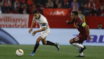 Jesús Navas, ante el Cluj.