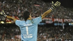 Los rituales de Nahuel Guzmán en penales, comenzaron con Román Riquelme