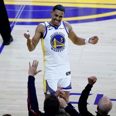 Los Warriors le dan 140 millones a Jordan Poole