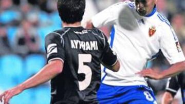 <b>ASPIRANTES. </b>Zaragoza y Xerez, el actual líder, en su partido en La Romareda que ganaron los locales.