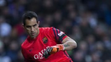 Claudio Bravo es el tercer mejor arquero del planeta