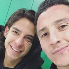 Andrés Guardado presumió a su "nuevo hijo" en Instagram