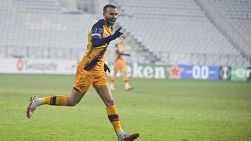 Maroyal celebra su gol en Conference League.