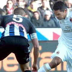 Duván Zapata le gana el pulso a Carlos Bacca en la Serie A