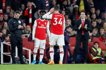 Armbandless | Arsenal's Granit Xhaka gestures to fans as he is substituted.