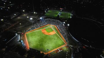 Foto panorámica del estadio Centenario 27 de Febrero