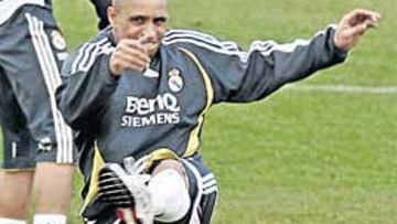 R. Carlos: "No aguanto ni un partido más sin jugar"