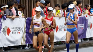 TOKYO (Japan), 12/09/2025.- Maria Perez (L) of Spain, Li Peng (C) of China and Antonella Palmisano (R) of Italy compete in the Women's 35 Kilometres Race Walk at the World Athletics Championships 2025 in Tokyo, Japan, 13 September 2025. (Mundial de Atletismo, marcha, Italia, Japón, España, Tokio) EFE/EPA/KIYOSHI OTA