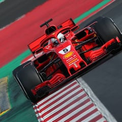 Vettel y unos test de récord: destroza las cifras de Montmeló