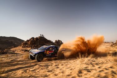 Carlos Sainz y Lucas Cruz del equipo Ford M-Sport en acción durante la quinta etapa. 