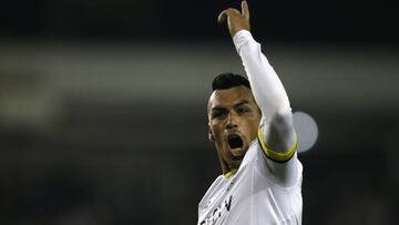 Paredes cumple 37 a?os: sus 3 golazos en Copa Libertadores