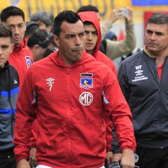 La revelación de Espina sobre el futuro de Paredes en Colo Colo