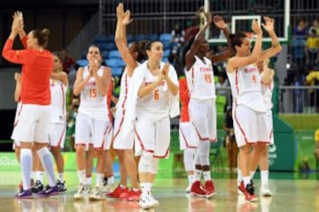 España ganó a Canadá y se enfrentará a Turquía en cuartos.