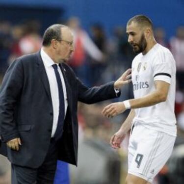 Las cinco razones por las que se acusa a Benítez de defensivo