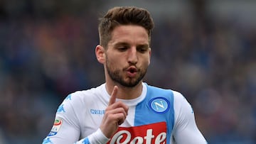 Mertens renews Napoli deal