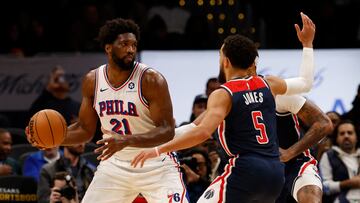El p¨ªvot se va a 50 puntos ante los Wizards y los Sixers conquistan Washington en un partido que se les hab¨ªa complicado. Ganan Cavs, Rockets, Hawks, Bulls y Heat.