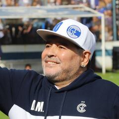Carlos Queiroz le desea éxitos a Diego Maradona en Gimnasia