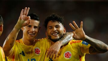 Soccer Football - World Cup - CONMEBOL Qualifiers - Venezuela v Colombia - Estadio Monumental de Maturin, Maturin, Venezuela - September 9, 2025 Colombia's Luis Suarez celebrates scoring their fourth goal to complete a hat-trick with James Rodriguez REUTERS/Leonardo Fernandez Viloria
