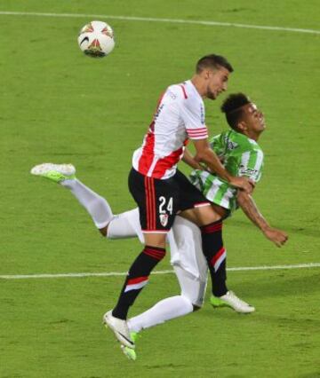 Atlético Nacional y River Plate igualaron 1-1 en la primera final de la Copa Sudamericana. 