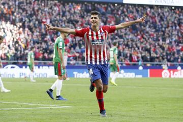 El canterano rojiblanco sentenció el partido tras rematar a placer un tiro de Correa rechazado por Pacheco.