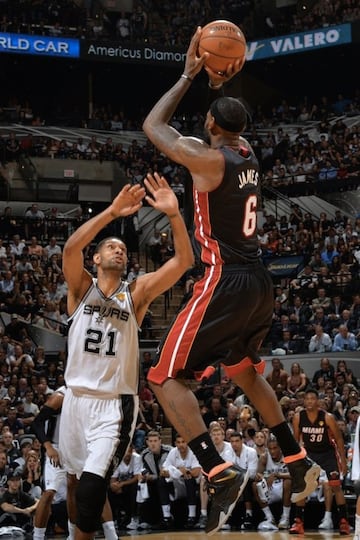 Las zapatillas de LeBron en las otras NBA Finals