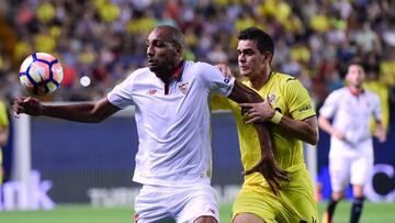 Sergio Rico sostiene al Sevilla ante un Villarreal gafado