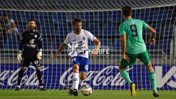 El Castilla de Raúl cae derrotado contra el Tenerife, pero da la cara con un arreón en los instantes finales.
