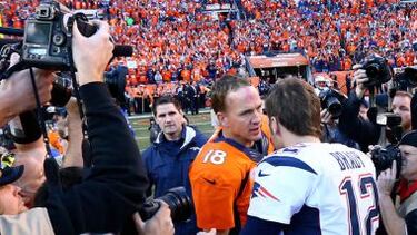 Peyton Manning y Tom Brady se enfrentan una vez más para decidir quien llega a la Super Bowl.
