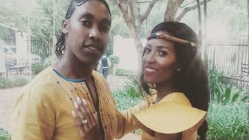 Caster Semenya, a la izquierda, con su esposa, Violet Raseboya.