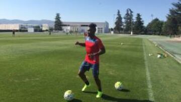 Primer entrenamiento de Thievy con el Granada